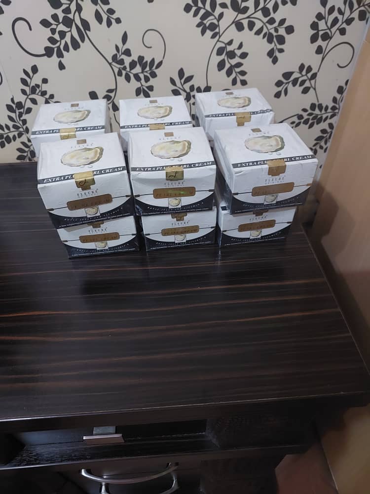 کرم مروارید felur